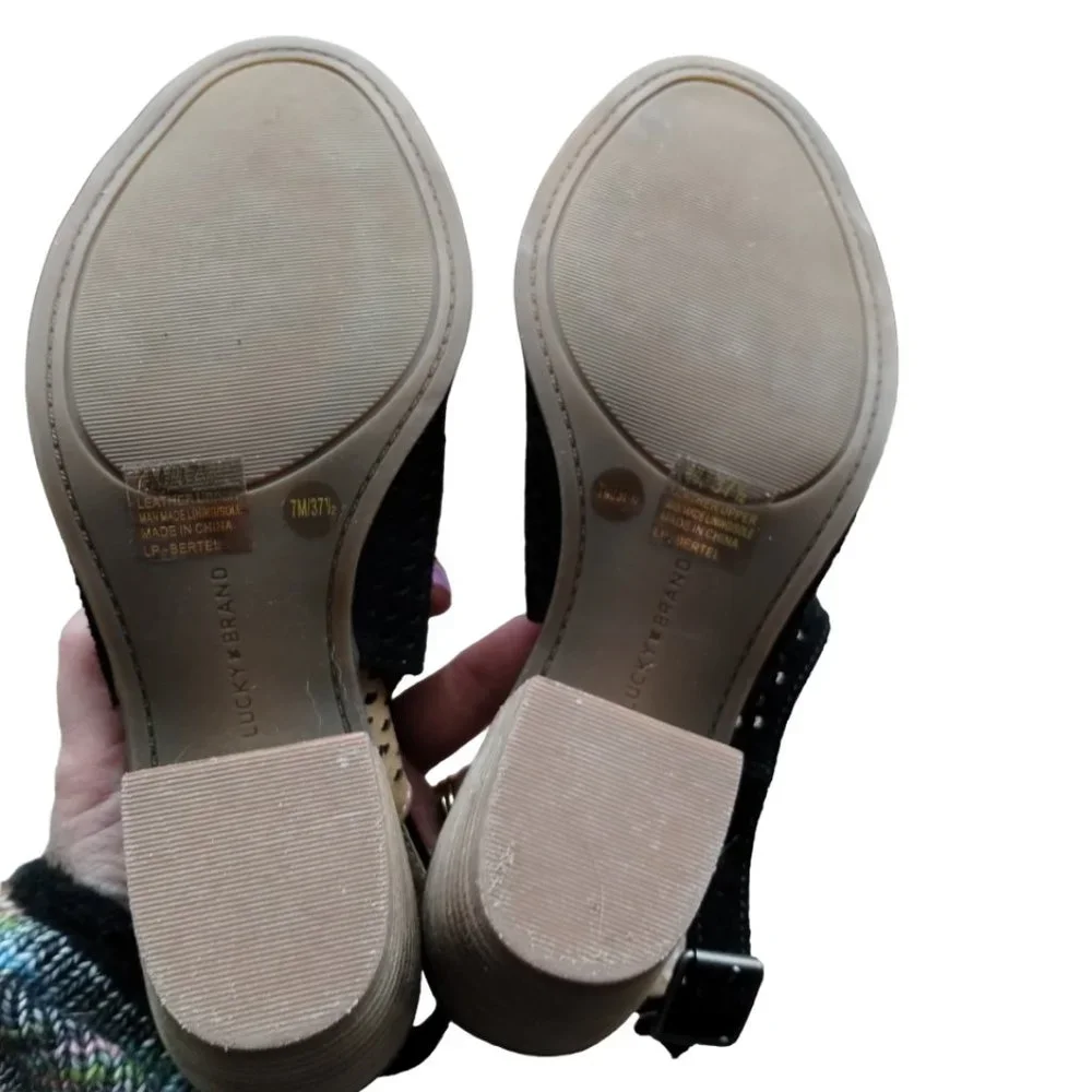Lucky Brand Bertel Sandal Sling Back Perforated Leather Suede Block Heel Size 7 - Picture 13 of 13